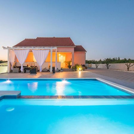 Villa Maris Zadarvillas Tinj Exterior photo